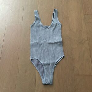 aura XXS/XS bodysuit